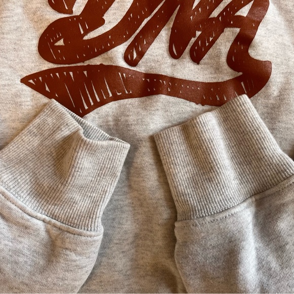 Varsity Grey T-shirt from BTS - Picture 3 of 9